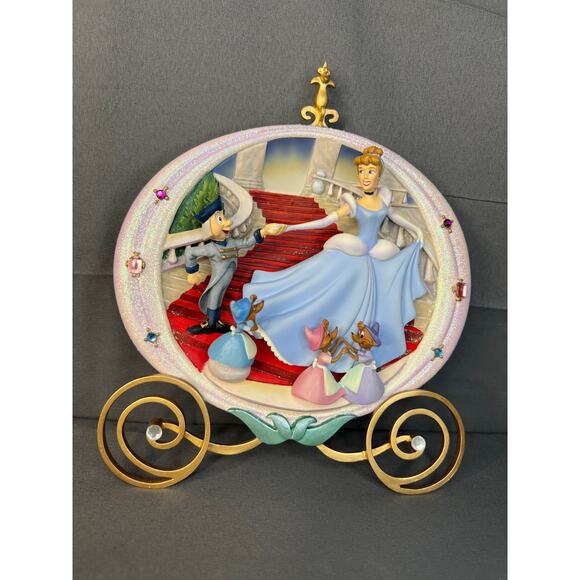 The Bradford Exchange Disney Cinderella Porcelain 3D Plate Music and Magic NIB